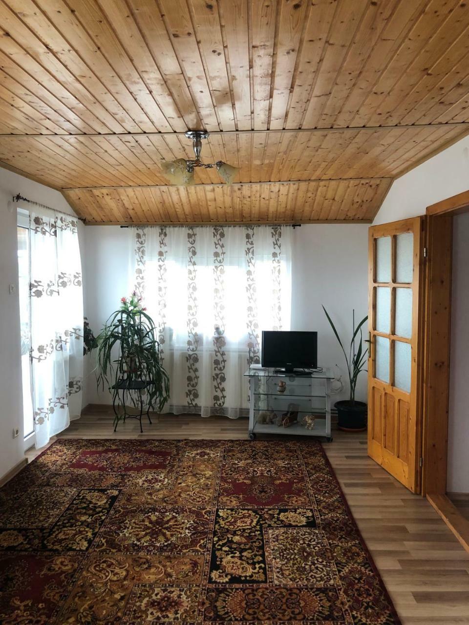 Apartament Basak 5 Appartement Deva Buitenkant foto