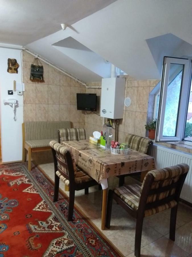 Apartament Basak 5 Appartement Deva Buitenkant foto
