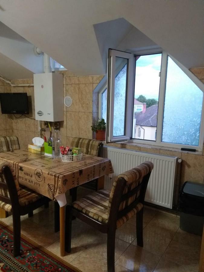 Apartament Basak 5 Appartement Deva Buitenkant foto