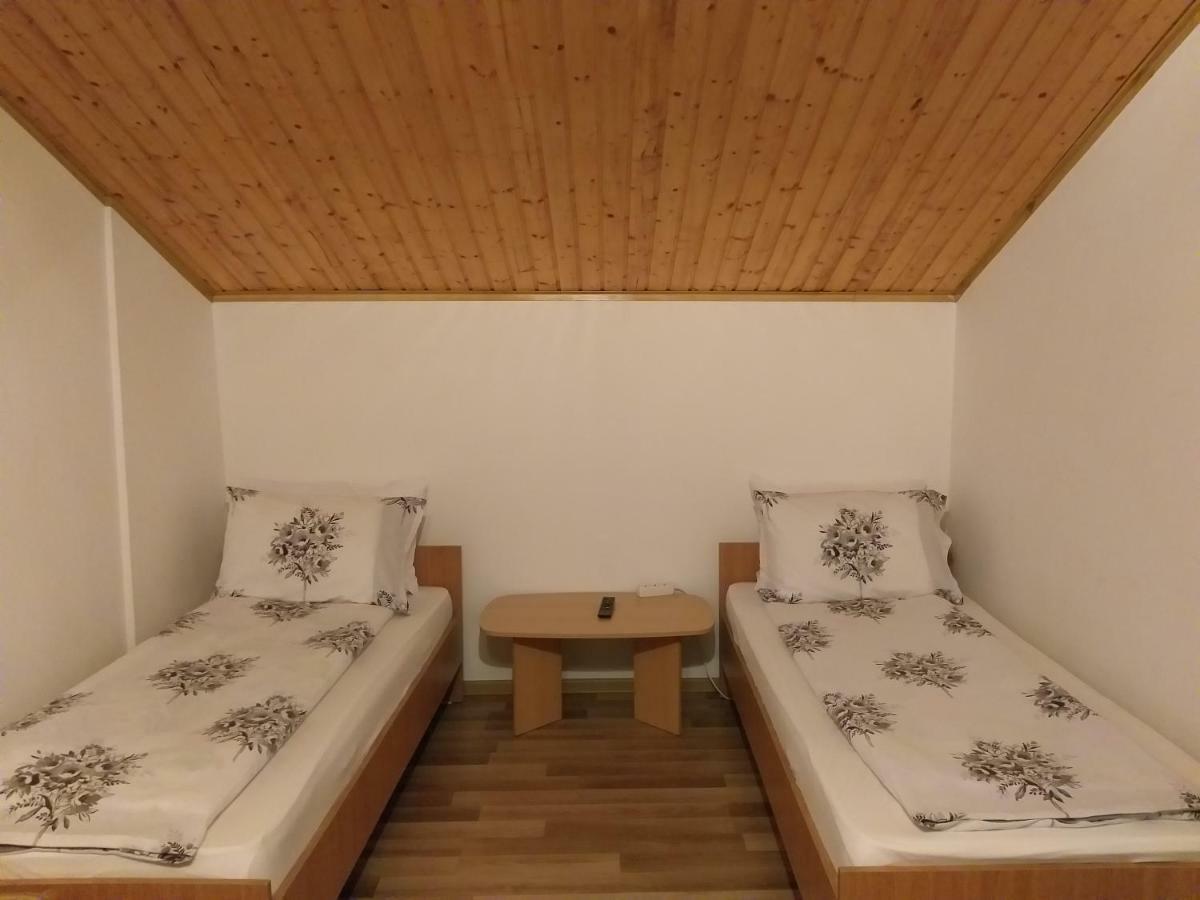 Apartament Basak 5 Appartement Deva Buitenkant foto
